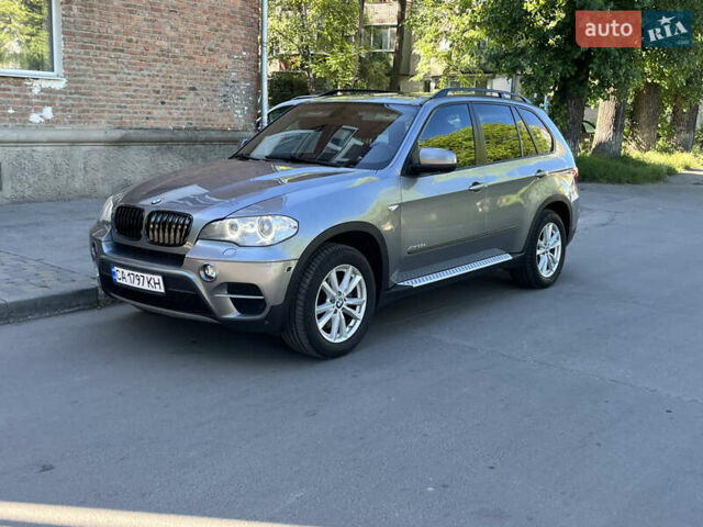 Серый БМВ Х5, объемом двигателя 3 л и пробегом 241 тыс. км за 16300 $, фото 5 на Automoto.ua