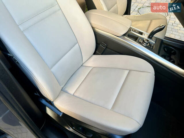 Серый БМВ Х5, объемом двигателя 3 л и пробегом 311 тыс. км за 16900 $, фото 26 на Automoto.ua