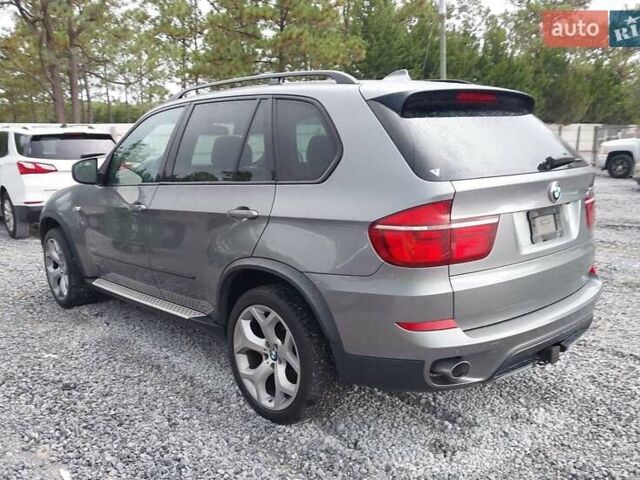 Серый БМВ Х5, объемом двигателя 3.01 л и пробегом 192 тыс. км за 10000 $, фото 3 на Automoto.ua
