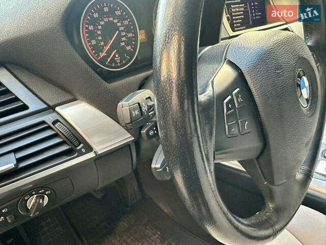 Серый БМВ Х5, объемом двигателя 3 л и пробегом 311 тыс. км за 16900 $, фото 14 на Automoto.ua