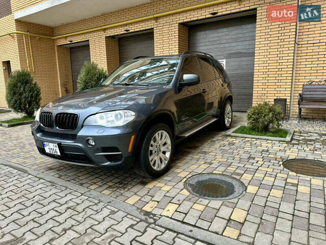 Серый БМВ Х5, объемом двигателя 2.99 л и пробегом 253 тыс. км за 16900 $, фото 2 на Automoto.ua