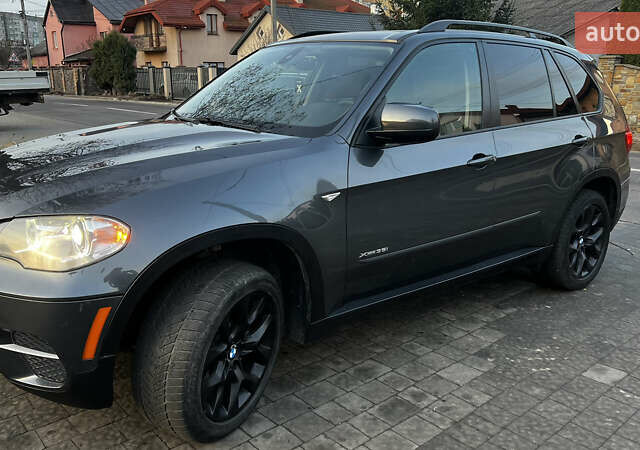 Сірий БМВ Х5, об'ємом двигуна 2.98 л та пробігом 239 тис. км за 12800 $, фото 1 на Automoto.ua