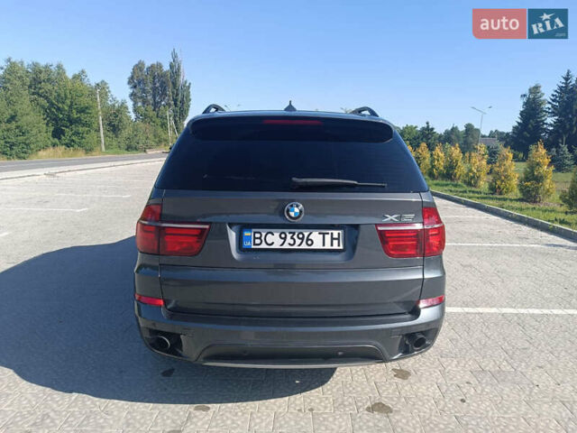 Серый БМВ Х5, объемом двигателя 3 л и пробегом 340 тыс. км за 16500 $, фото 2 на Automoto.ua