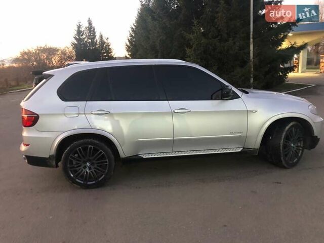 Сірий БМВ Х5, об'ємом двигуна 3 л та пробігом 258 тис. км за 18000 $, фото 2 на Automoto.ua