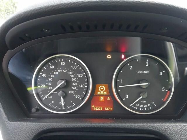 Серый БМВ Х5, объемом двигателя 3 л и пробегом 192 тыс. км за 10000 $, фото 10 на Automoto.ua