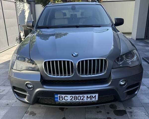 Серый БМВ Х5, объемом двигателя 3 л и пробегом 153 тыс. км за 16900 $, фото 13 на Automoto.ua