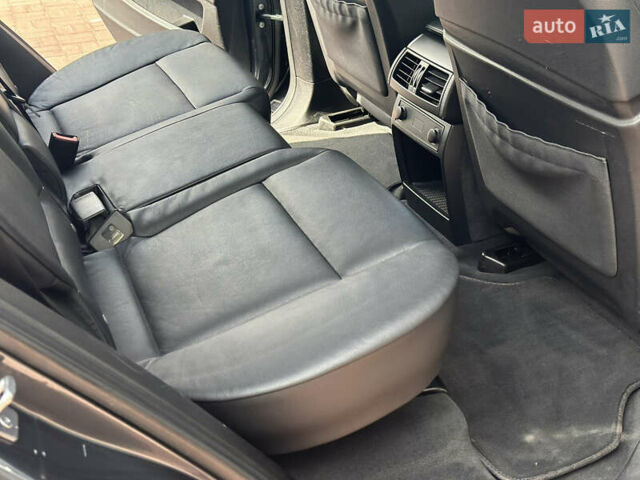 Сірий БМВ Х5, об'ємом двигуна 3 л та пробігом 290 тис. км за 18900 $, фото 33 на Automoto.ua