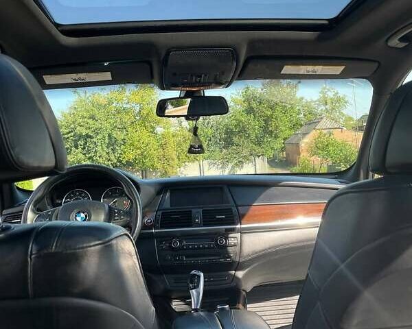 Серый БМВ Х5, объемом двигателя 3 л и пробегом 285 тыс. км за 17000 $, фото 44 на Automoto.ua