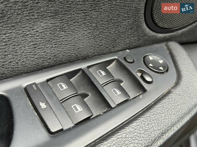 Серый БМВ Х5, объемом двигателя 3 л и пробегом 228 тыс. км за 16700 $, фото 7 на Automoto.ua