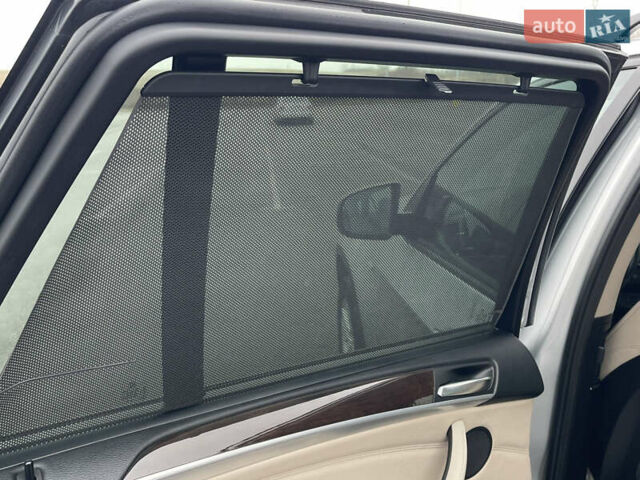 Сірий БМВ Х5, об'ємом двигуна 3 л та пробігом 285 тис. км за 15600 $, фото 31 на Automoto.ua