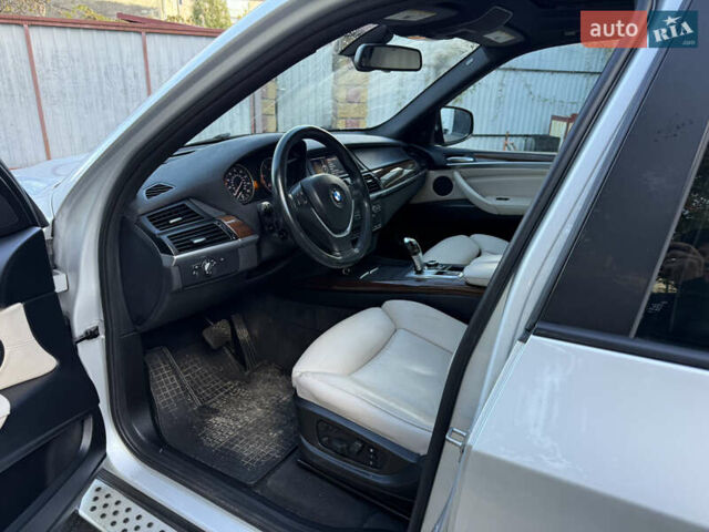 Серый БМВ Х5, объемом двигателя 3 л и пробегом 226 тыс. км за 16500 $, фото 10 на Automoto.ua