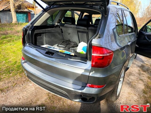 Серый БМВ Х5, объемом двигателя 3 л и пробегом 270 тыс. км за 13500 $, фото 9 на Automoto.ua