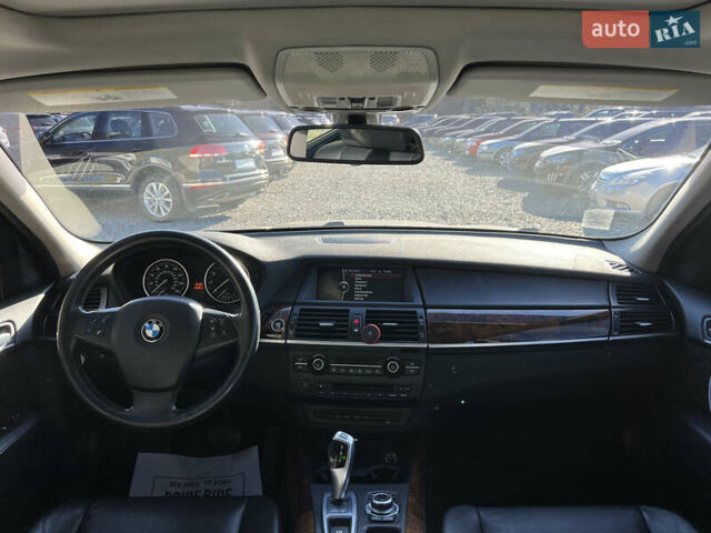 Серый БМВ Х5, объемом двигателя 2.98 л и пробегом 163 тыс. км за 15500 $, фото 13 на Automoto.ua