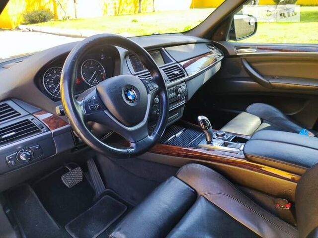 Сірий БМВ Х5, об'ємом двигуна 3 л та пробігом 374 тис. км за 14500 $, фото 4 на Automoto.ua