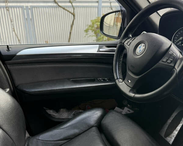 БМВ Х5 2012 в Черновцах на Automoto.ua Серый БМВ Х5, объемом двигателя 3 л и пробегом 300 тыс. км за 20700 $, фото 22 на Automoto.ua