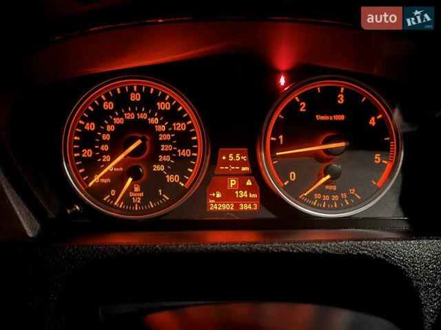 Серый БМВ Х5, объемом двигателя 3 л и пробегом 242 тыс. км за 18450 $, фото 12 на Automoto.ua