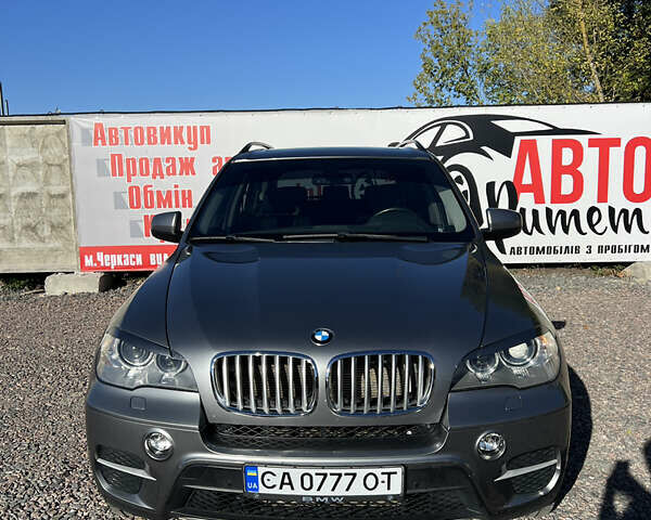 Серый БМВ Х5, объемом двигателя 2.98 л и пробегом 163 тыс. км за 15500 $, фото 1 на Automoto.ua