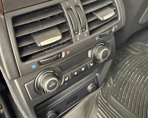 Серый БМВ Х5, объемом двигателя 2.99 л и пробегом 211 тыс. км за 16500 $, фото 18 на Automoto.ua