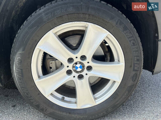 Серый БМВ Х5, объемом двигателя 2.98 л и пробегом 285 тыс. км за 15999 $, фото 22 на Automoto.ua