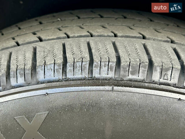 Серый БМВ Х5, объемом двигателя 2.99 л и пробегом 211 тыс. км за 16500 $, фото 15 на Automoto.ua