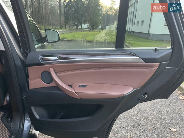 Серый БМВ Х5, объемом двигателя 2.98 л и пробегом 215 тыс. км за 11900 $, фото 33 на Automoto.ua