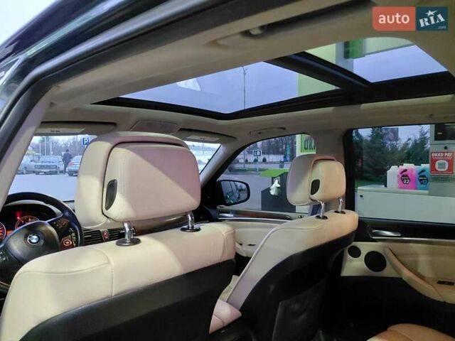 Серый БМВ Х5, объемом двигателя 3 л и пробегом 250 тыс. км за 15700 $, фото 39 на Automoto.ua