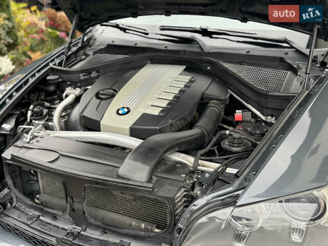 Серый БМВ Х5, объемом двигателя 3 л и пробегом 228 тыс. км за 16700 $, фото 9 на Automoto.ua