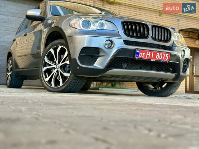 Серый БМВ Х5, объемом двигателя 3 л и пробегом 311 тыс. км за 16900 $, фото 2 на Automoto.ua