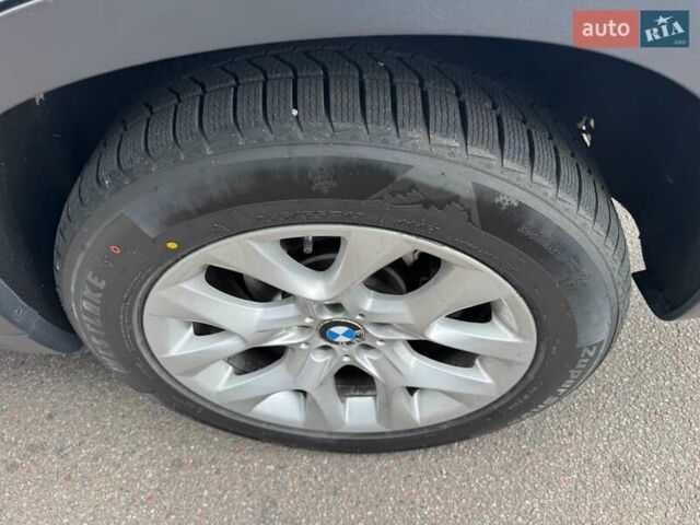 БМВ Х5 2012 в Киеве на Automoto.ua Серый БМВ Х5, объемом двигателя 2.98 л и пробегом 285 тыс. км за 12500 $, фото 35 на Automoto.ua