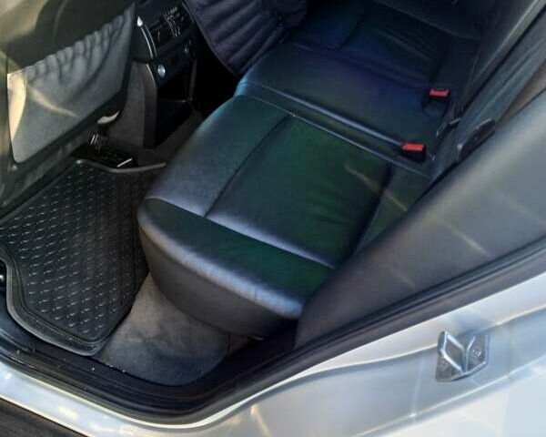 Сірий БМВ Х5, об'ємом двигуна 2.98 л та пробігом 258 тис. км за 14400 $, фото 8 на Automoto.ua