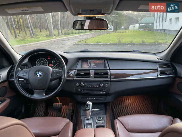 Серый БМВ Х5, объемом двигателя 2.98 л и пробегом 215 тыс. км за 11900 $, фото 20 на Automoto.ua