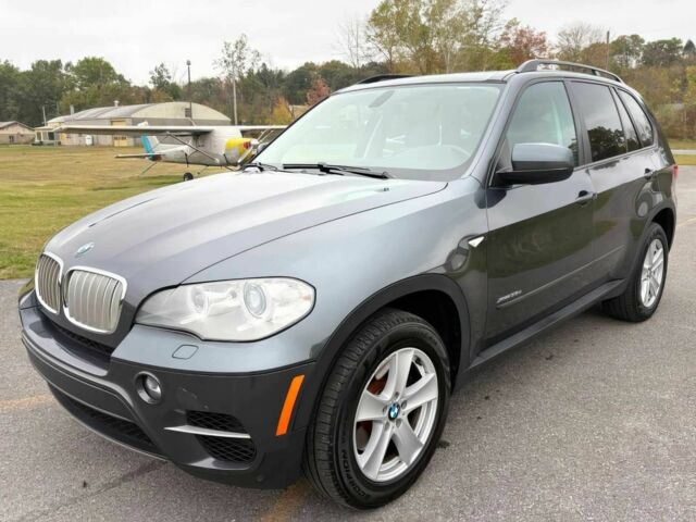 БМВ Х5 2012 в Тернополе на Automoto.ua Серый БМВ Х5, объемом двигателя 3 л и пробегом 113 тыс. км за 13800 $, фото 2 на Automoto.ua