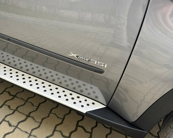 Серый БМВ Х5, объемом двигателя 2.98 л и пробегом 300 тыс. км за 13500 $, фото 21 на Automoto.ua