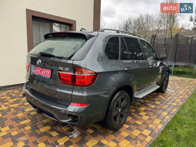 Серый БМВ Х5, объемом двигателя 3 л и пробегом 228 тыс. км за 16700 $, фото 3 на Automoto.ua