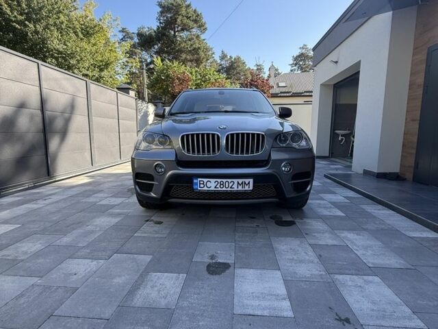 Сірий БМВ Х5, об'ємом двигуна 3 л та пробігом 153 тис. км за 16900 $, фото 4 на Automoto.ua