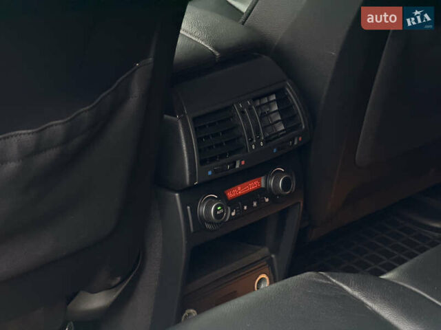 Сірий БМВ Х5, об'ємом двигуна 3 л та пробігом 198 тис. км за 18500 $, фото 5 на Automoto.ua