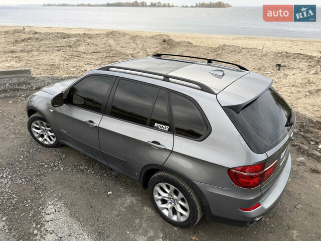 Сірий БМВ Х5, об'ємом двигуна 2.98 л та пробігом 241 тис. км за 17400 $, фото 5 на Automoto.ua