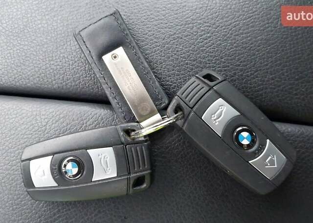 Серый БМВ Х5, объемом двигателя 3.01 л и пробегом 192 тыс. км за 10000 $, фото 13 на Automoto.ua