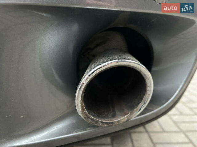 Серый БМВ Х5, объемом двигателя 3 л и пробегом 242 тыс. км за 18450 $, фото 38 на Automoto.ua