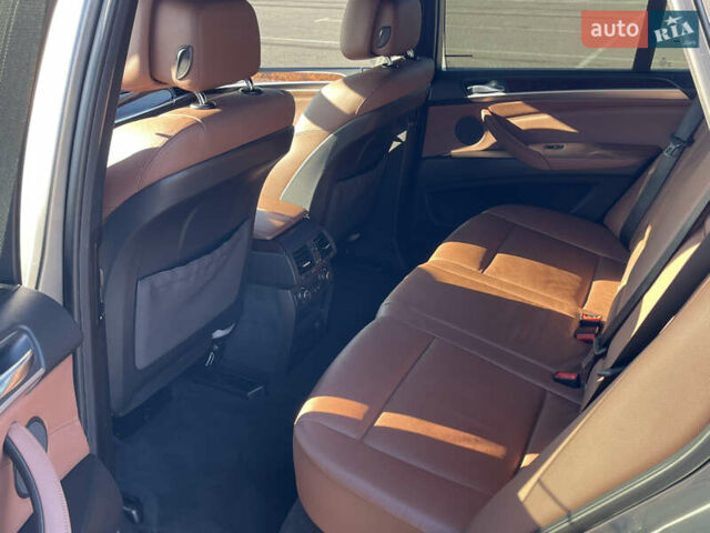 Серый БМВ Х5, объемом двигателя 3 л и пробегом 328 тыс. км за 16999 $, фото 26 на Automoto.ua