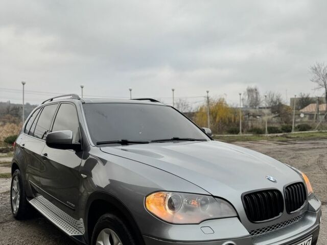 Сірий БМВ Х5, об'ємом двигуна 3 л та пробігом 229 тис. км за 12900 $, фото 2 на Automoto.ua