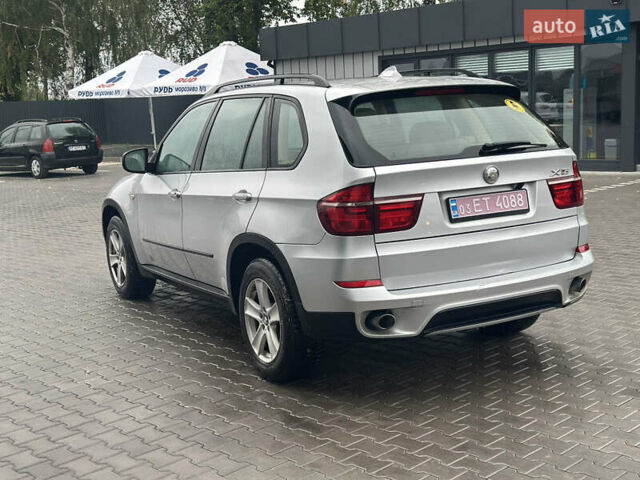 Серый БМВ Х5, объемом двигателя 3 л и пробегом 275 тыс. км за 13900 $, фото 4 на Automoto.ua