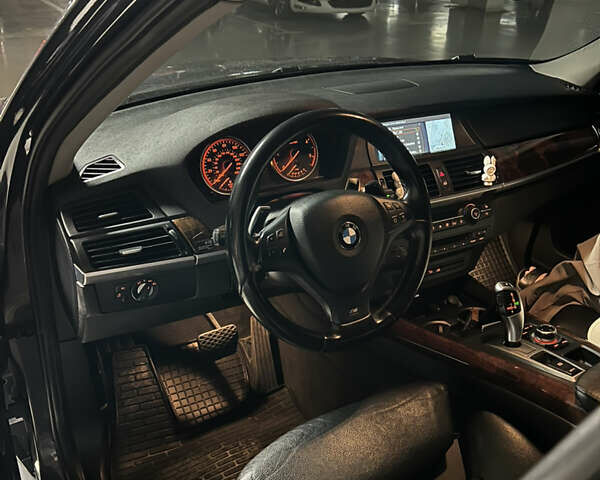 Серый БМВ Х5, объемом двигателя 2.99 л и пробегом 230 тыс. км за 18200 $, фото 27 на Automoto.ua