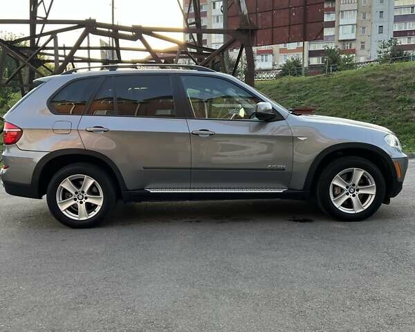 Серый БМВ Х5, объемом двигателя 3 л и пробегом 218 тыс. км за 18600 $, фото 6 на Automoto.ua