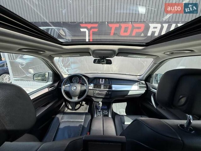 Серый БМВ Х5, объемом двигателя 3 л и пробегом 253 тыс. км за 15700 $, фото 44 на Automoto.ua