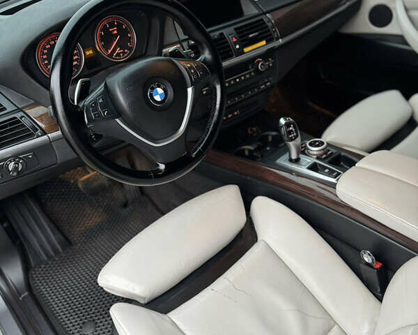 Сірий БМВ Х5, об'ємом двигуна 2.98 л та пробігом 229 тис. км за 12900 $, фото 23 на Automoto.ua