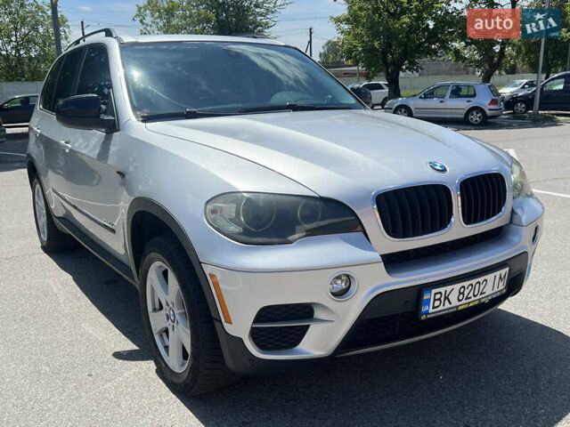 Серый БМВ Х5, объемом двигателя 2.98 л и пробегом 285 тыс. км за 15999 $, фото 3 на Automoto.ua