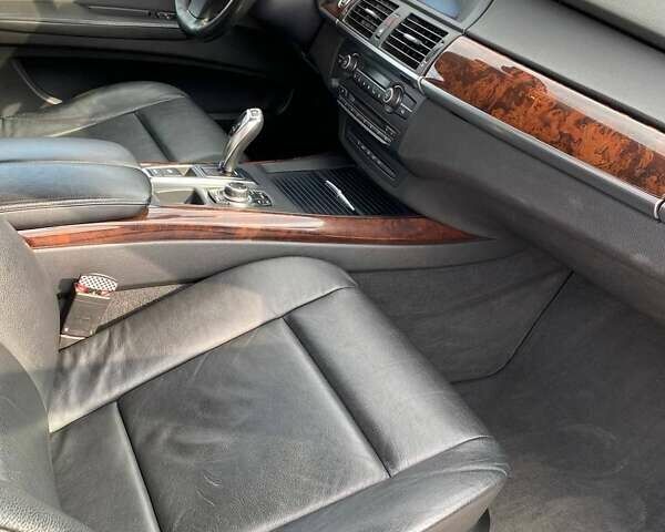 Сірий БМВ Х5, об'ємом двигуна 2.99 л та пробігом 229 тис. км за 20500 $, фото 23 на Automoto.ua