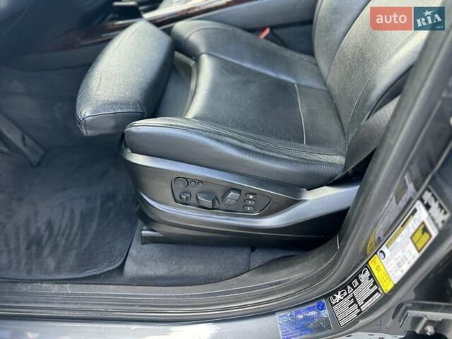 Серый БМВ Х5, объемом двигателя 2.98 л и пробегом 195 тыс. км за 13200 $, фото 5 на Automoto.ua