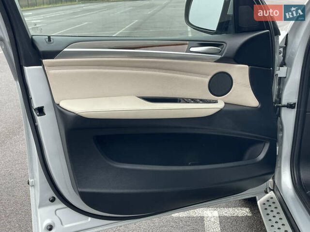 Сірий БМВ Х5, об'ємом двигуна 3 л та пробігом 285 тис. км за 15600 $, фото 26 на Automoto.ua
